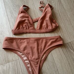Ribbed Bikini Set
